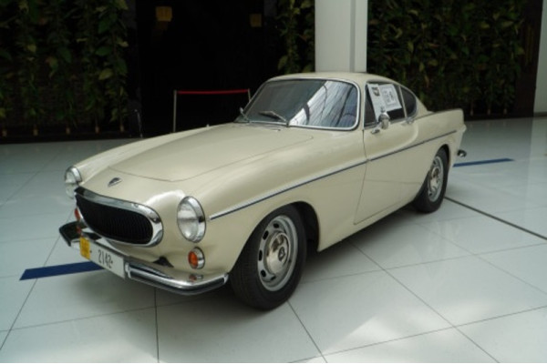 1968 Volvo P1800