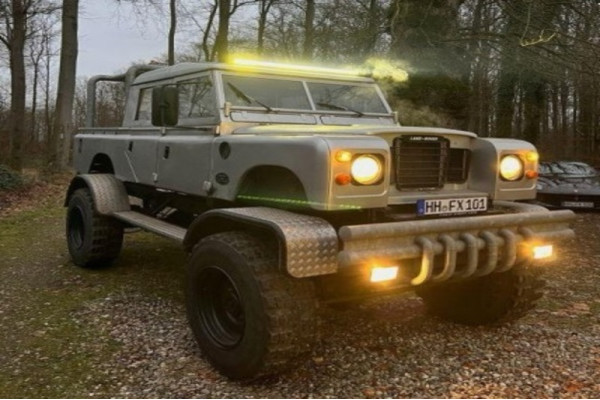 1978 Land Rover Defender Big Foot MK2